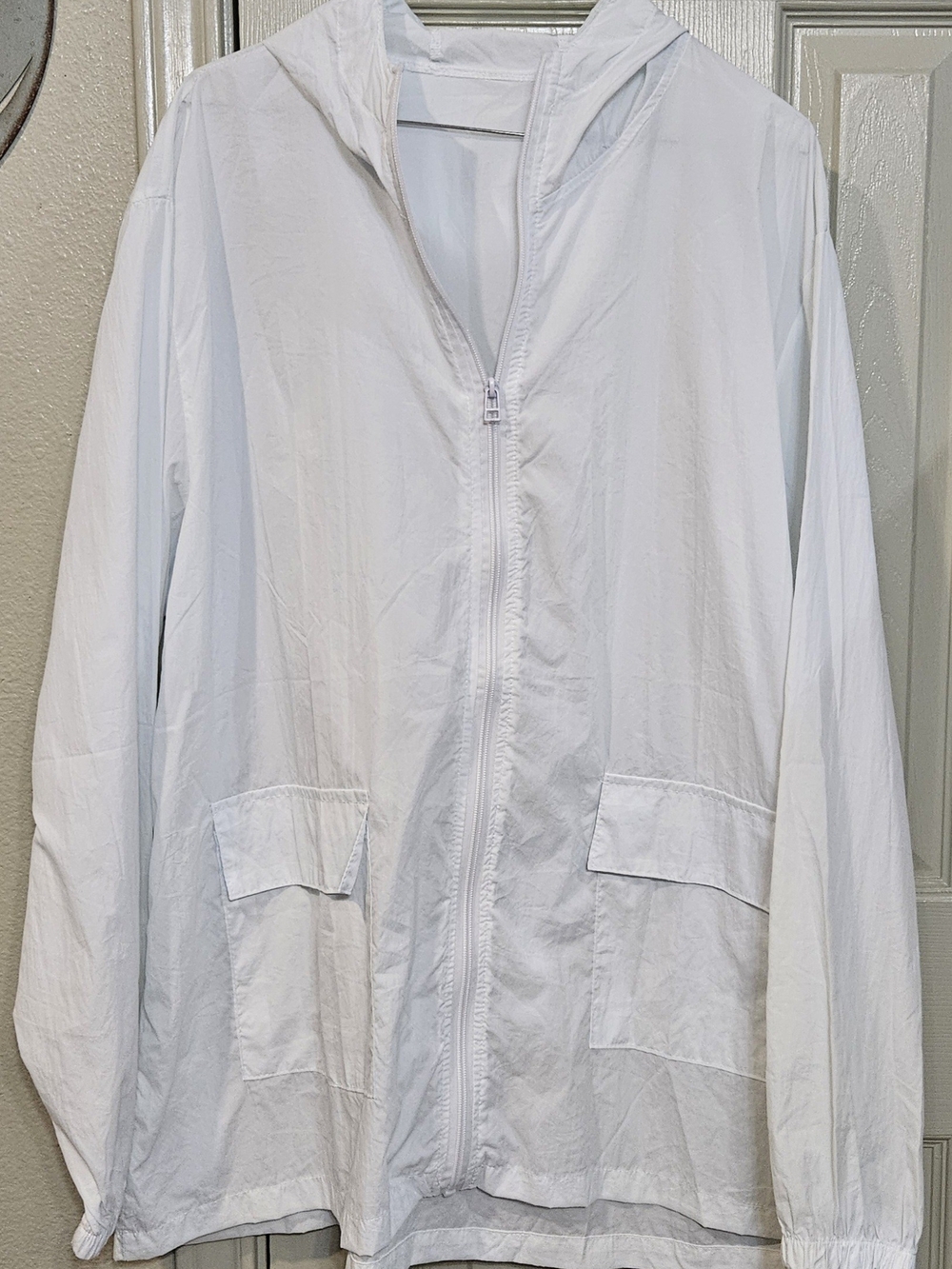 Source Unknown White Hooded Zip Jacket